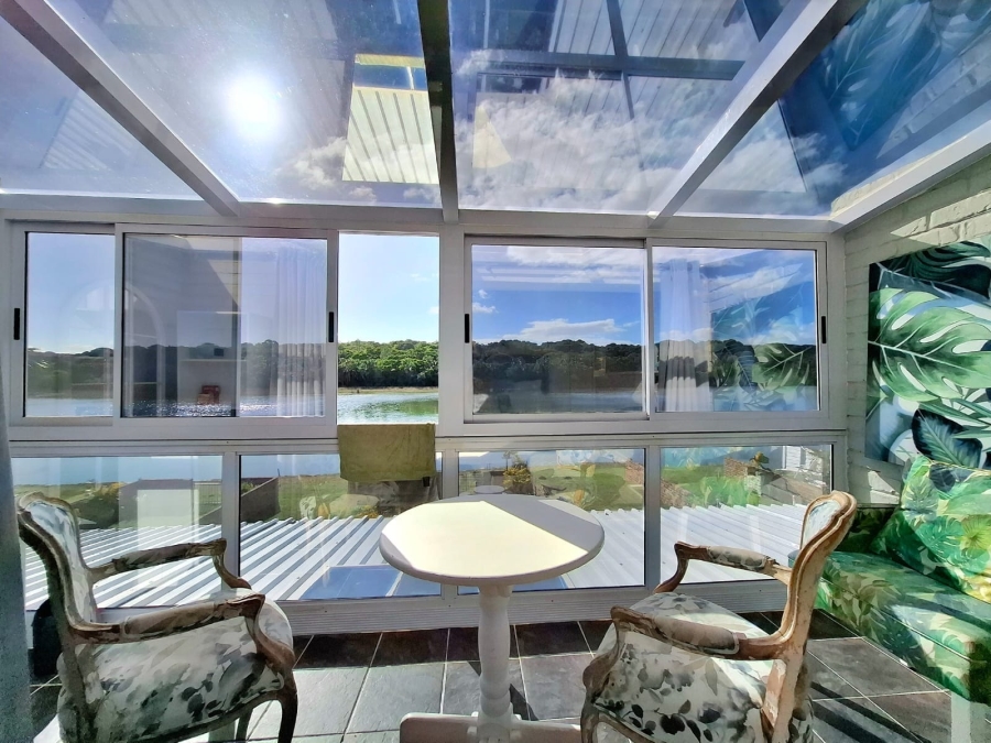 2 Bedroom Property for Sale in Bonza Bay Eastern Cape